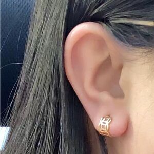 18k Pure Gold Elegant Money catcher Gold Earrings
Not gold plated